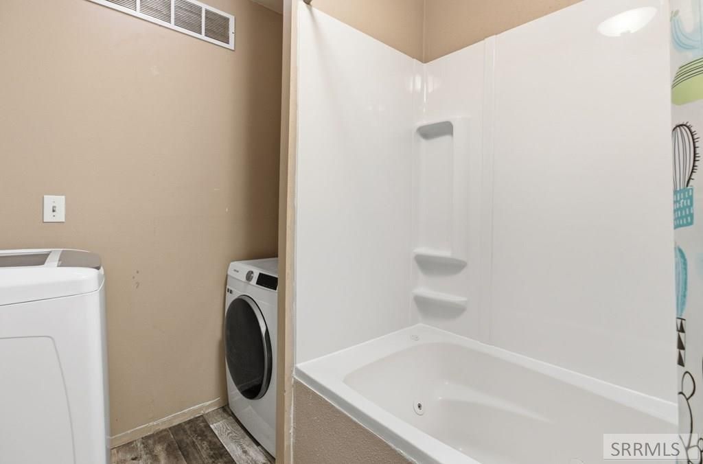 Image 16 of property listing at 240 Topaz, Blackfoot, ID 83221