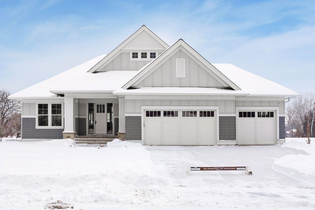 556 Harbor Court, Shoreview, MN 55126 — exterior