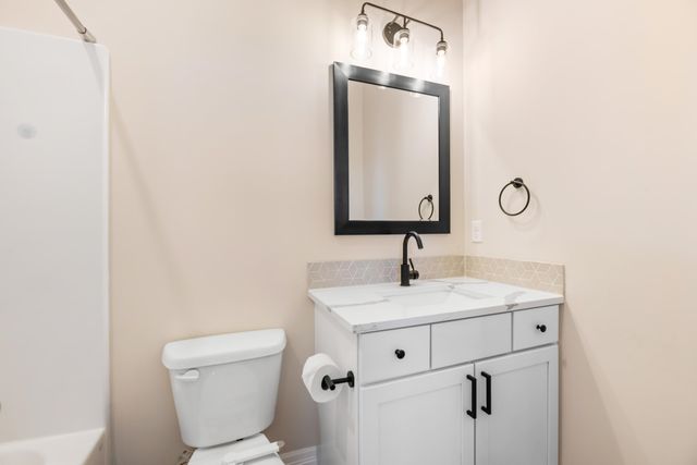 3404 S Capri, Wichita, KS 67210
