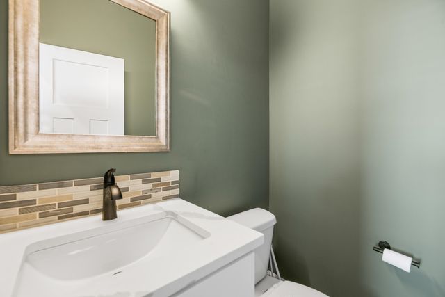 3404 S Capri, Wichita, KS 67210