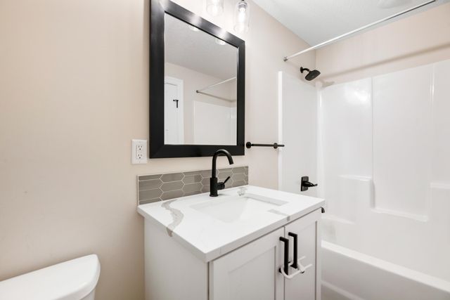 3404 S Capri, Wichita, KS 67210