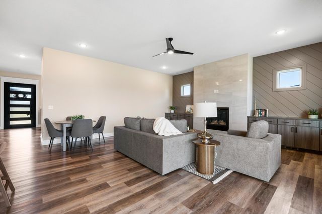 3404 S Capri, Wichita, KS 67210