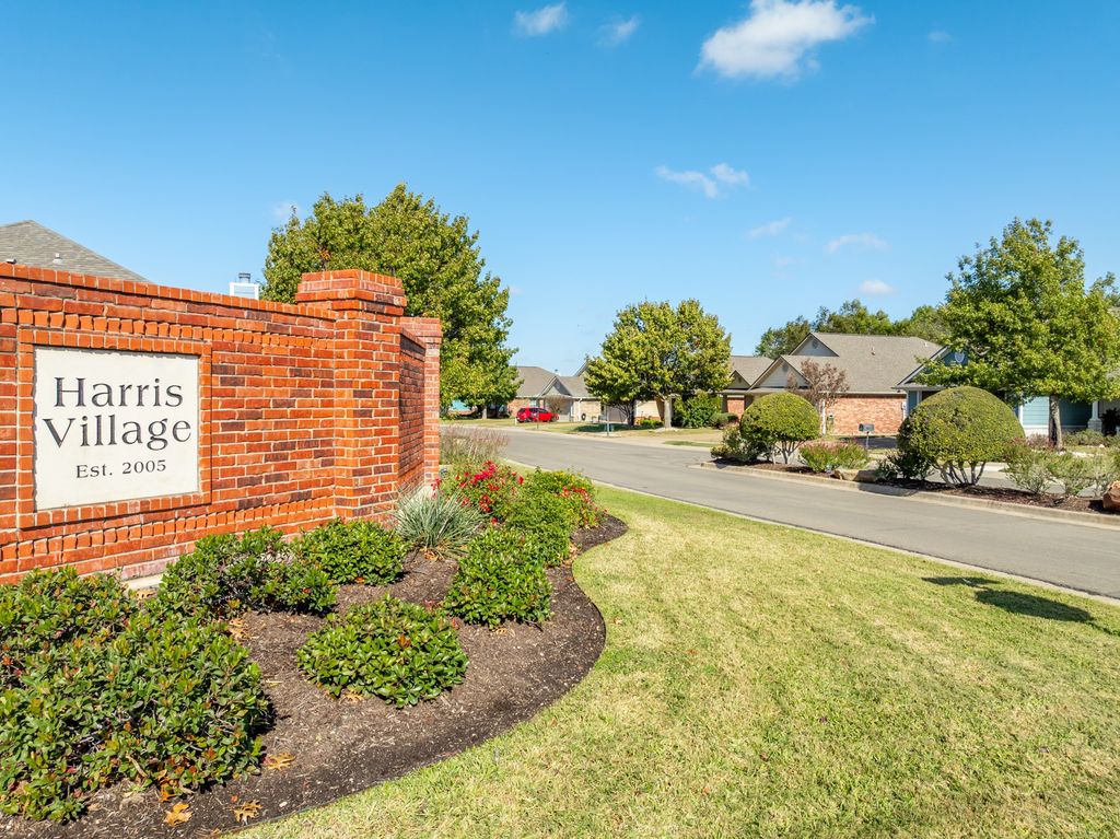 2541 Massey Lane, Robinson, TX 76706