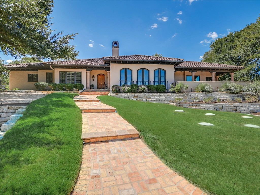 300 Bent Tree CT, West Lake Hills, TX 78746