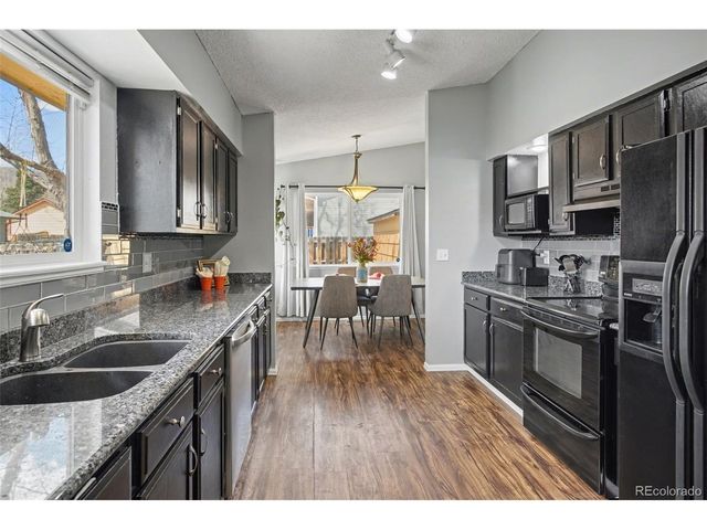 5250 Mule Deer Dr, Colorado Springs, CO 80919