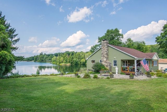 48 Lakeside Ave, Hardyston Twp., NJ 07460