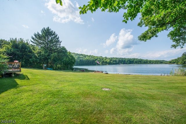 48 Lakeside Ave, Hardyston Twp., NJ 07460