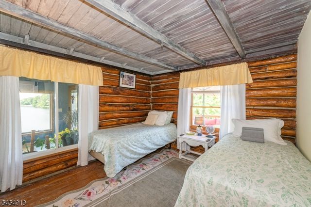 48 Lakeside Ave, Hardyston Twp., NJ 07460