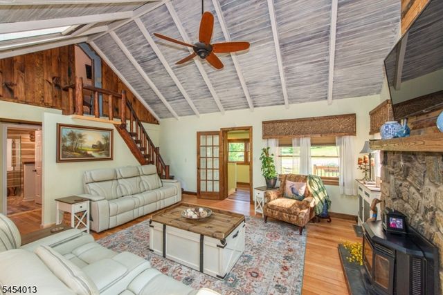 48 Lakeside Ave, Hardyston Twp., NJ 07460