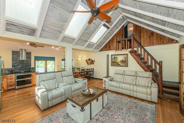 48 Lakeside Ave, Hardyston Twp., NJ 07460