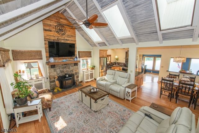 48 Lakeside Ave, Hardyston Twp., NJ 07460