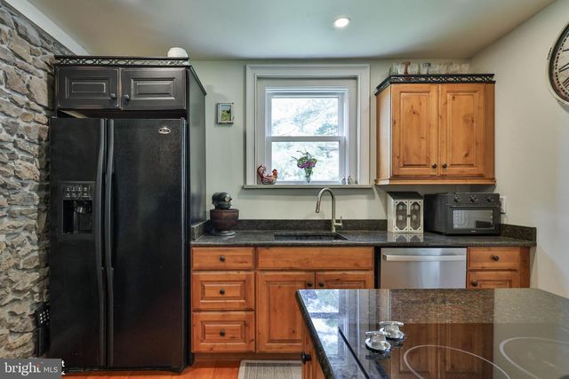 8967 EASTON RD, Ottsville, PA 18942