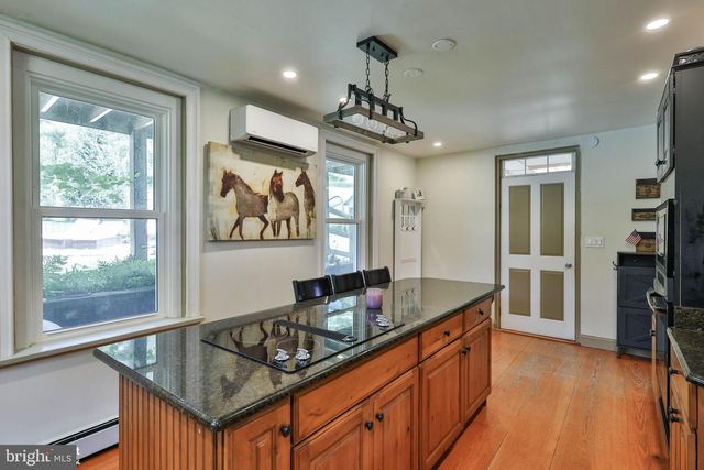 8967 EASTON RD, Ottsville, PA 18942