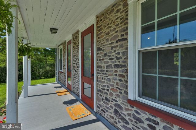 8967 EASTON RD, Ottsville, PA 18942