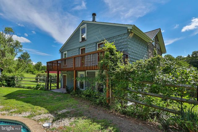 8967 EASTON RD, Ottsville, PA 18942