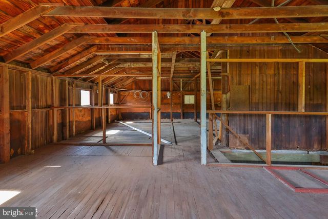 8967 EASTON RD, Ottsville, PA 18942