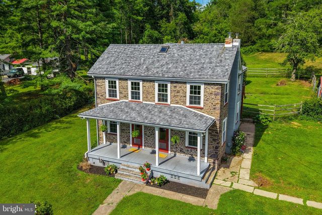 8967 EASTON RD, Ottsville, PA 18942