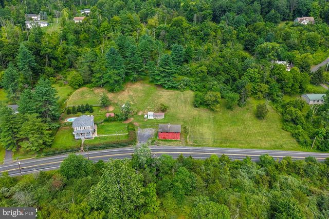8967 EASTON RD, Ottsville, PA 18942