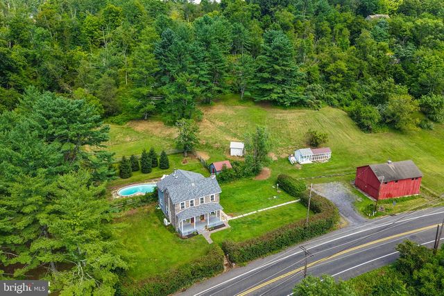 8967 EASTON RD, Ottsville, PA 18942