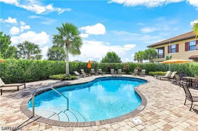 9650 Montelanico LOOP 102, Naples, FL 34119