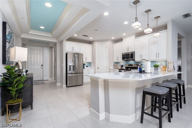 9650 Montelanico LOOP 102, Naples, FL 34119