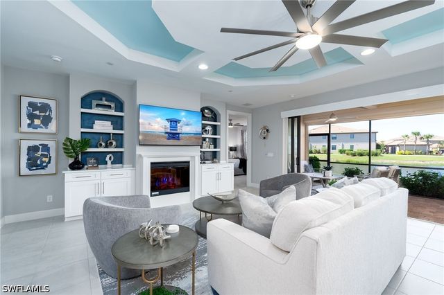 9650 Montelanico LOOP 102, Naples, FL 34119