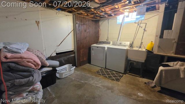 16237 Edmore Drive, Detroit, MI 48205