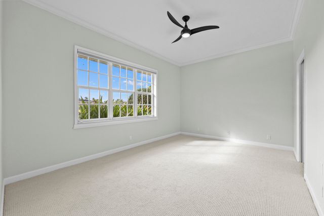 516 Commons Drive, Palm Beach Gardens, FL 33418