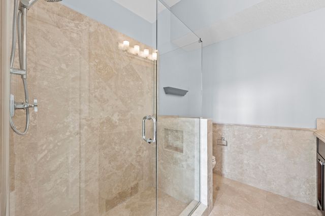 516 Commons Drive, Palm Beach Gardens, FL 33418