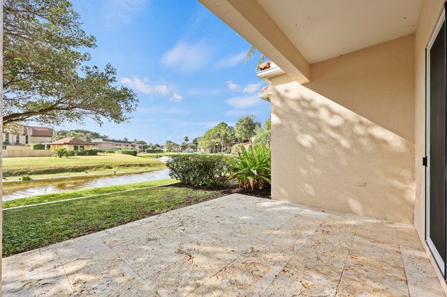 516 Commons Drive, Palm Beach Gardens, FL 33418