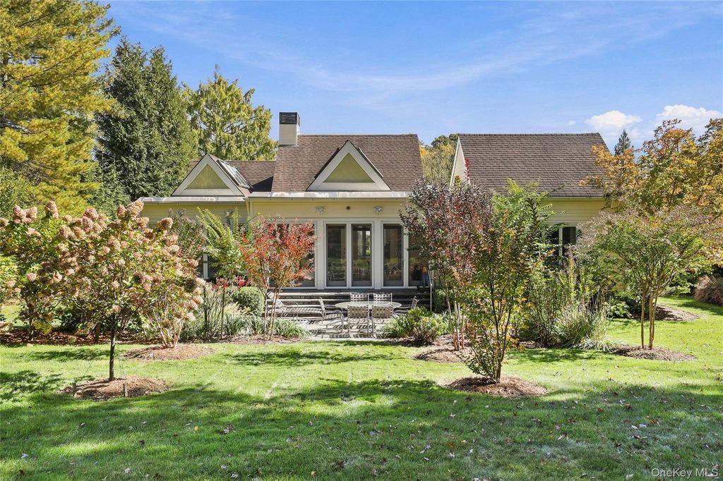 35 The Crossing At Blind Brook Brook, Purchase, NY 10577 — photo 3
