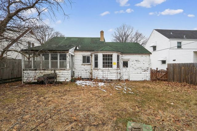 1707 Carney Avenue, Rockford, IL 61103