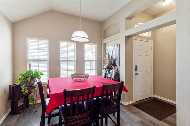 3907 Bridgeberry Court, College Station, TX 77845