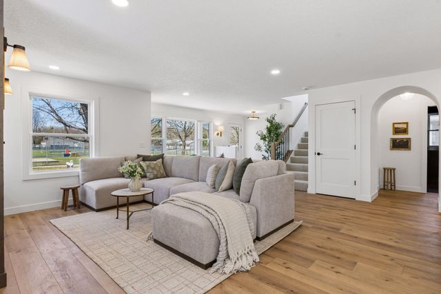 4809 Zenith Avenue S, Minneapolis, MN 55410