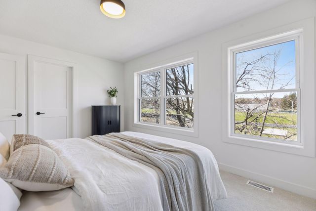 4809 Zenith Avenue S, Minneapolis, MN 55410