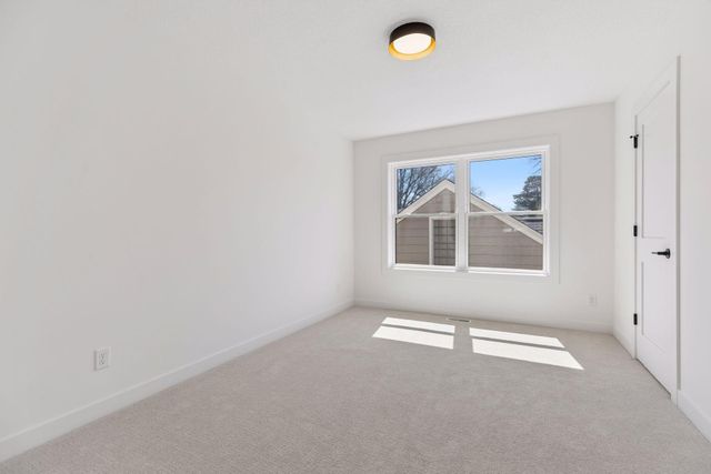 4809 Zenith Avenue S, Minneapolis, MN 55410