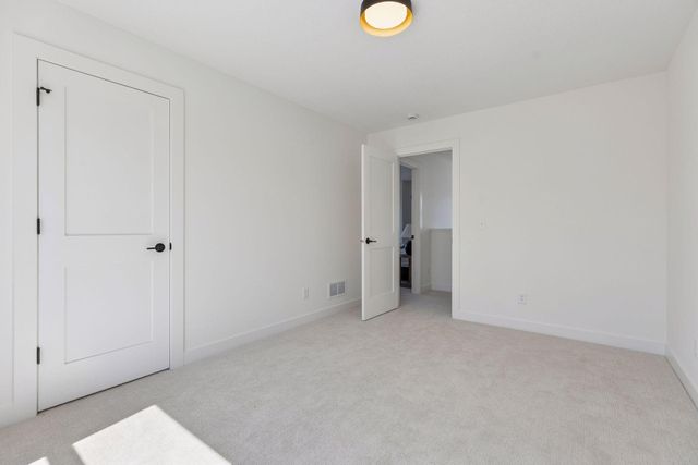 4809 Zenith Avenue S, Minneapolis, MN 55410