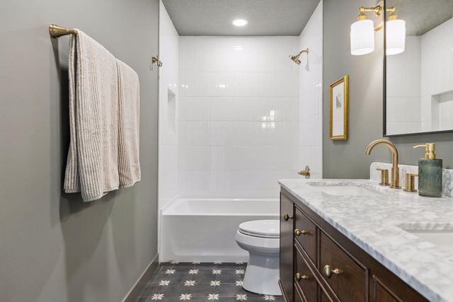 4809 Zenith Avenue S, Minneapolis, MN 55410