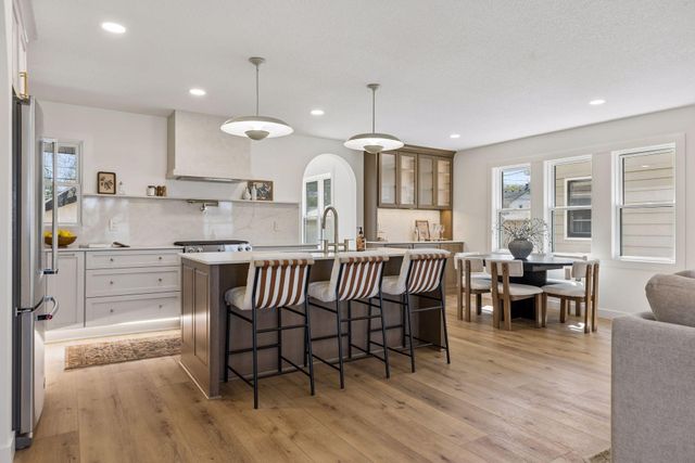 4809 Zenith Avenue S, Minneapolis, MN 55410