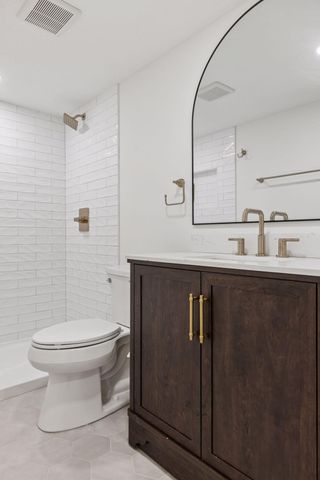 4809 Zenith Avenue S, Minneapolis, MN 55410