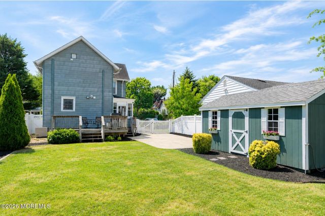 18 Tower Hill Avenue, Red Bank, NJ 07701