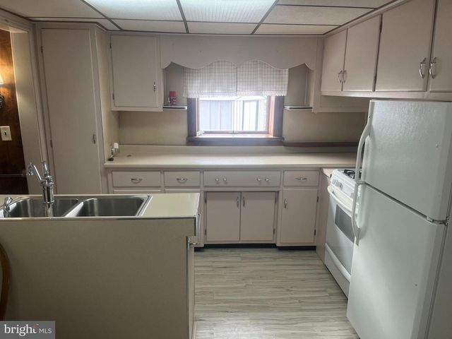 8103 CRAIG ST, Philadelphia, PA 19136