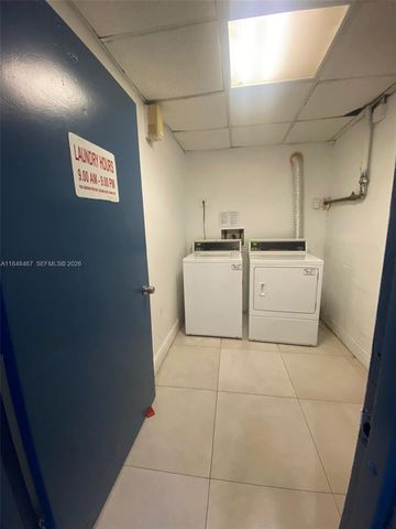 16450 NW 2nd Ave 404, Miami, FL 33169