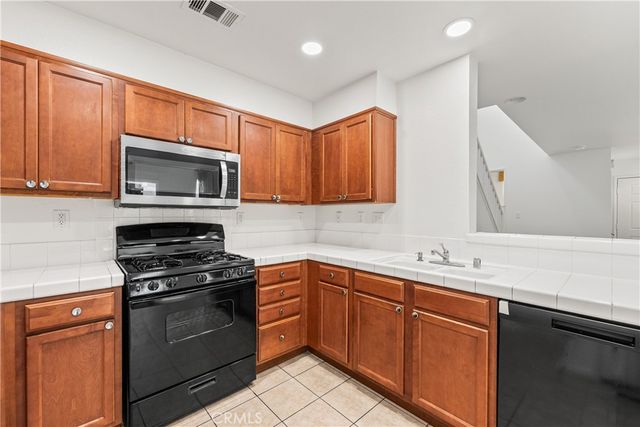 2664 Greenwood Court, Palmdale, CA 93550