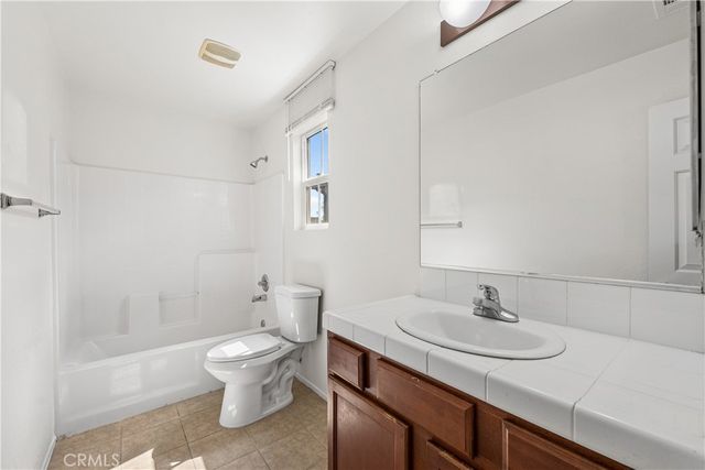 2664 Greenwood Court, Palmdale, CA 93550