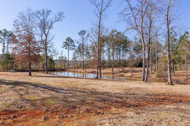 2731 Fm 225, Douglass, TX 75943