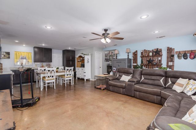 2731 Fm 225, Douglass, TX 75943