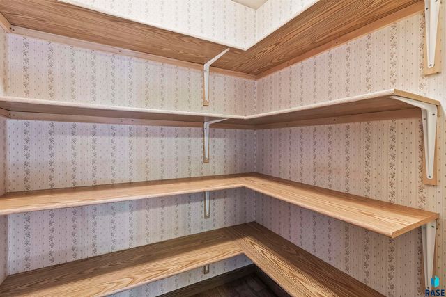 26097 468th Ave Avenue, Sioux Falls, SD 57107