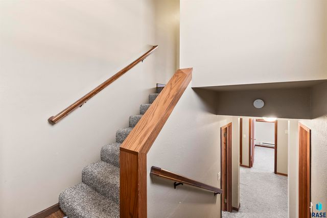 26097 468th Ave Avenue, Sioux Falls, SD 57107