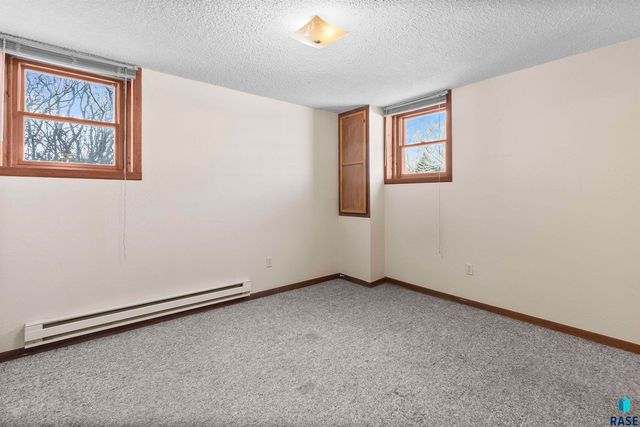 26097 468th Ave Avenue, Sioux Falls, SD 57107